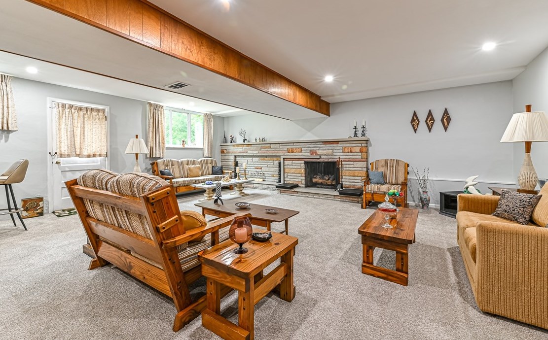 212 Beech Rd, Butler PA 16001-1903 exterior