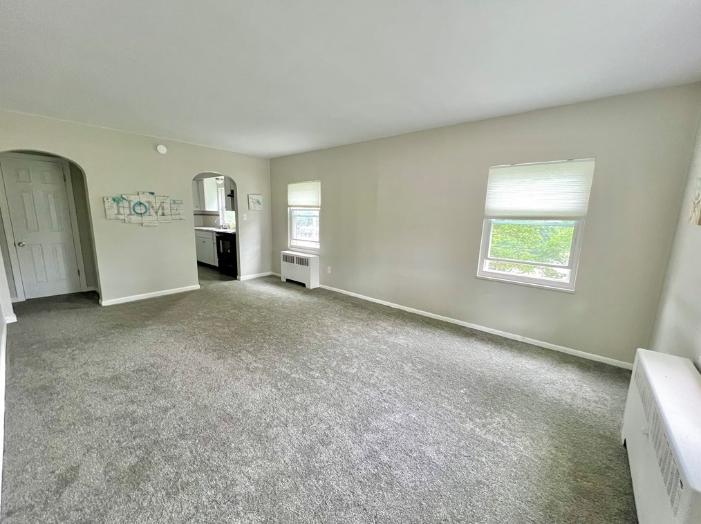 325 E Englewood Ave #2, New Castle, PA 16105