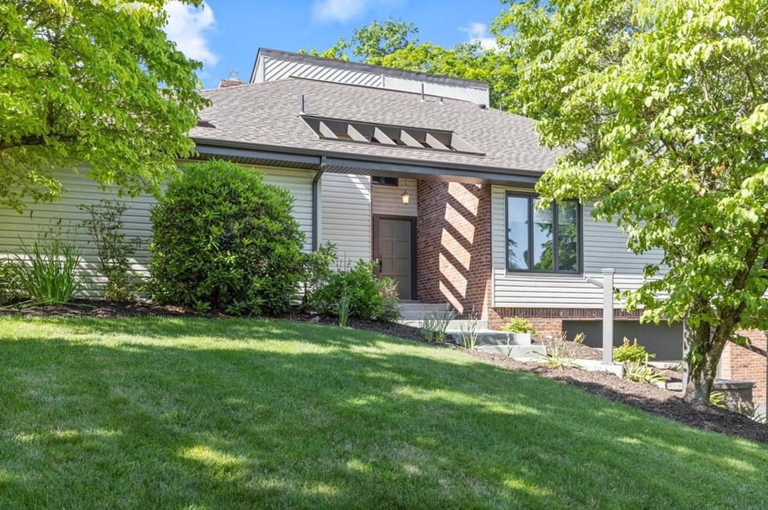 225 Clubview Dr, Canonsburg, PA 15317-3061