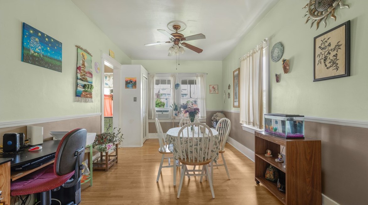 913 Elmwood St, Mckeesport PA  15133-3910 exterior