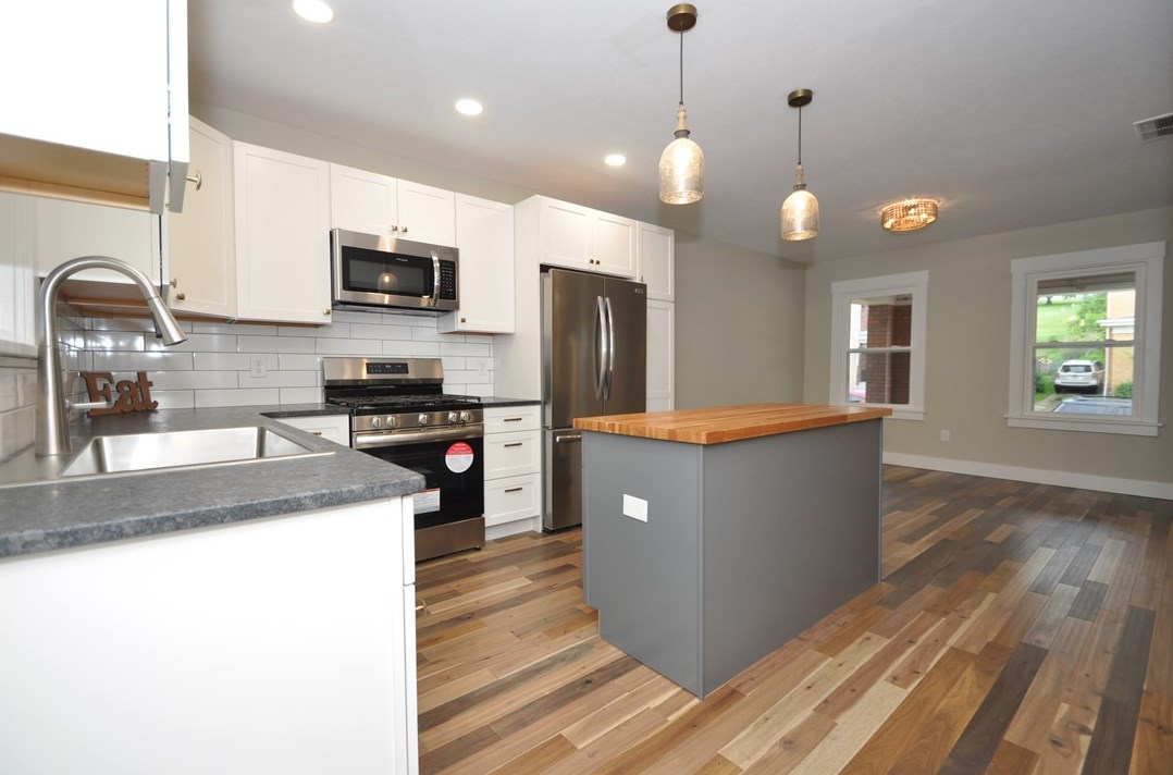 3319 Piedmont Ave, Pittsburgh PA 15216-2220 exterior