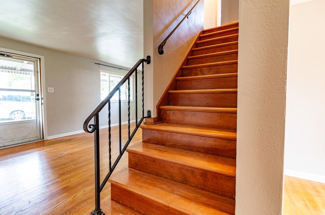 4045 Cloverlea St, Pittsburgh PA 15227-3442 exterior