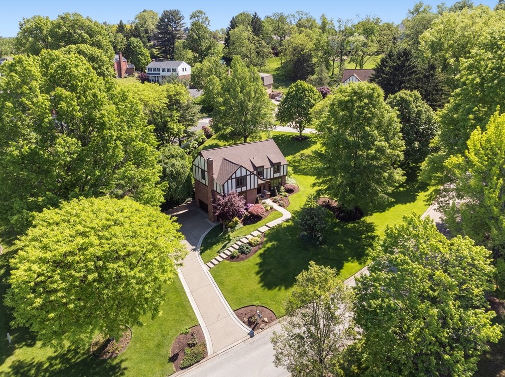 105 Concord Dr, Canonsburg, PA 15317-3620