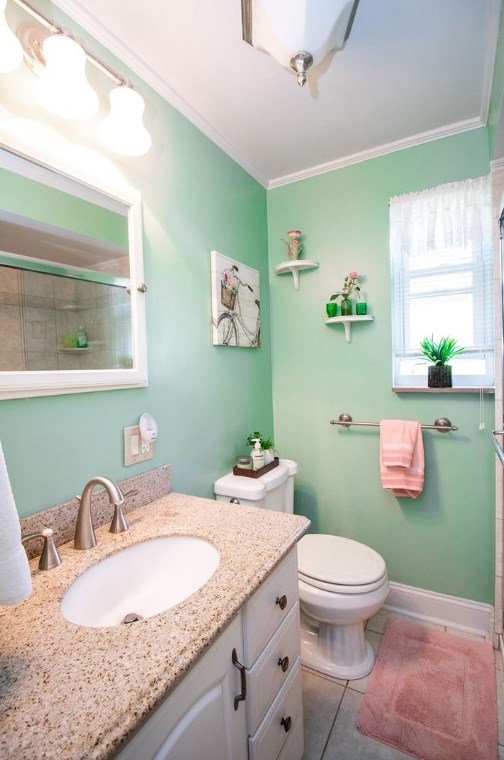 8300 Remington Dr, Pittsburgh PA  15237-5732 exterior