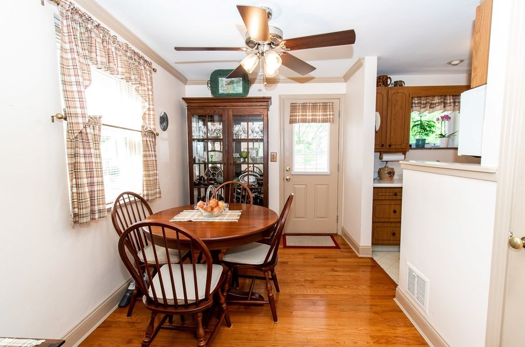 8300 Remington Dr, Pittsburgh PA  15237-5732 exterior