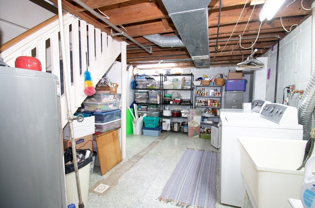 8300 Remington Dr, Pittsburgh PA  15237-5732 exterior