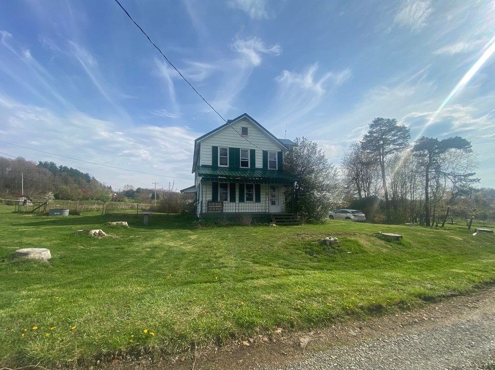 2429 Hemlock Lake Rd, Rossiter, PA 15772-8214