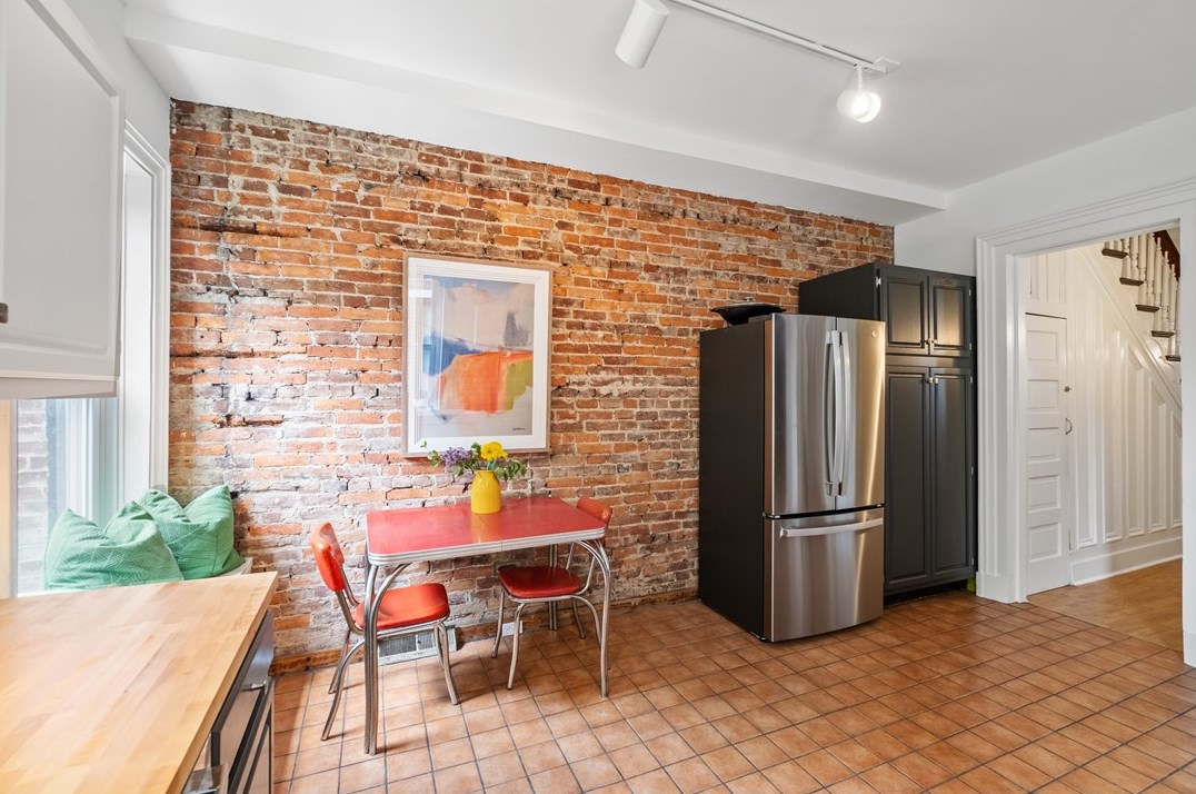 311 Jacksonia St, Pittsburgh PA  15212-4412 exterior