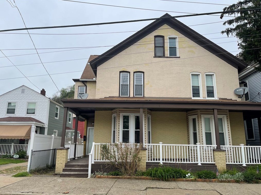 1732 Middle St, Pittsburgh, PA 15215-2616