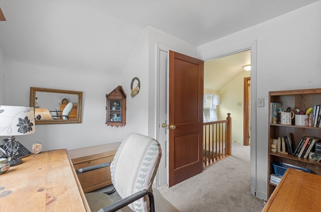 5709 Hilltop Ave, Verona PA  15147-3229 exterior