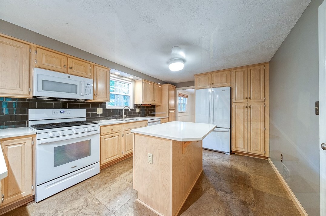 578 Olive St, Pittsburgh PA  15237-4879 exterior