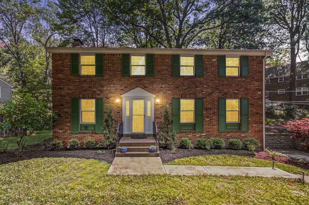 578 Olive St, Pittsburgh, PA 15237