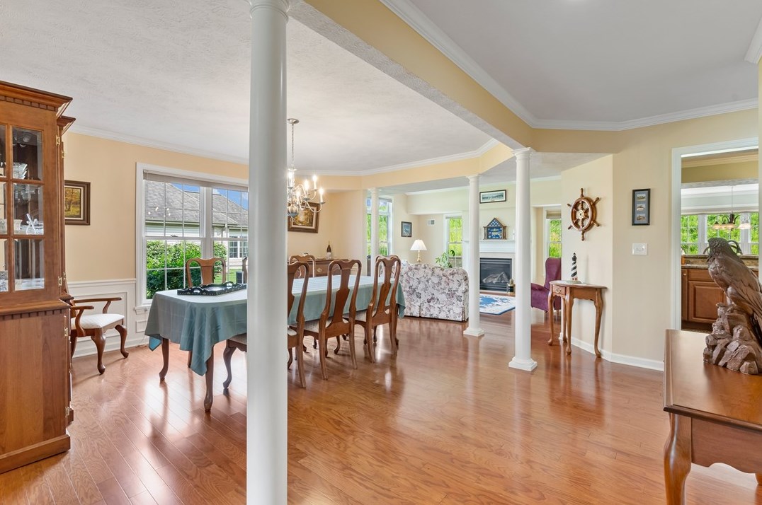 226 Hytyre Farms Dr, Gibsonia PA 15044-7825 exterior