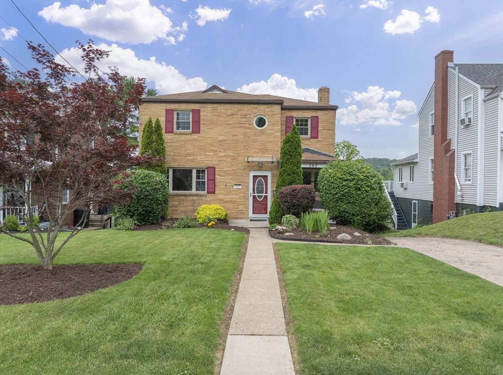 343 Thornwood Dr, Canonsburg, PA 15317