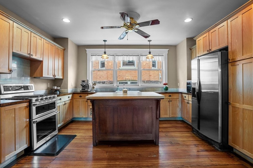 312 Dalzell Ave, Pittsburgh PA 15202-1856 exterior