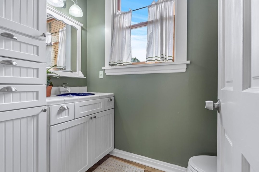 312 Dalzell Ave, Pittsburgh PA 15202-1856 exterior