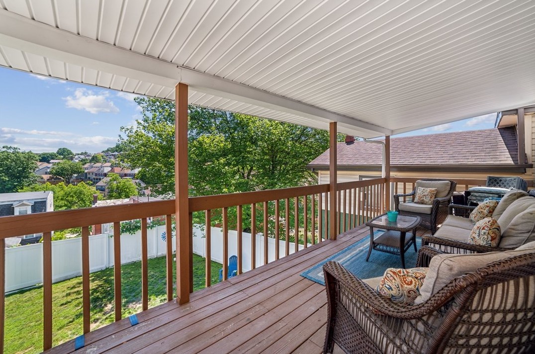 341 Amabell St, Pittsburgh PA 15211-1403 exterior