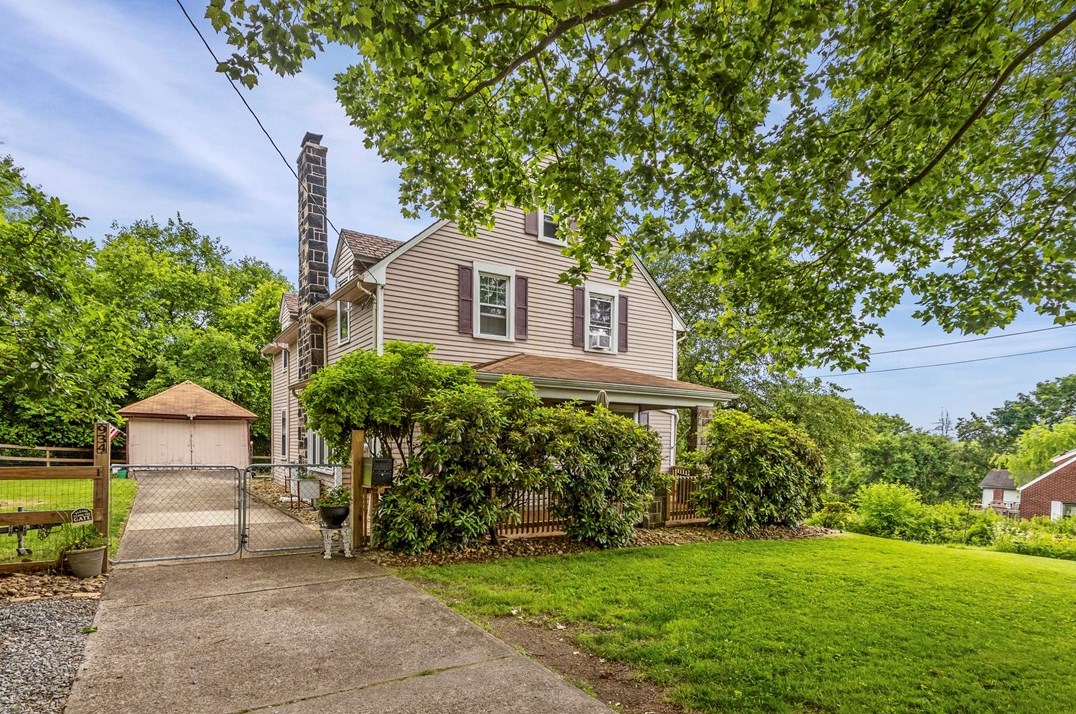 934 Greensburg Pike, East Pgh, PA 15112