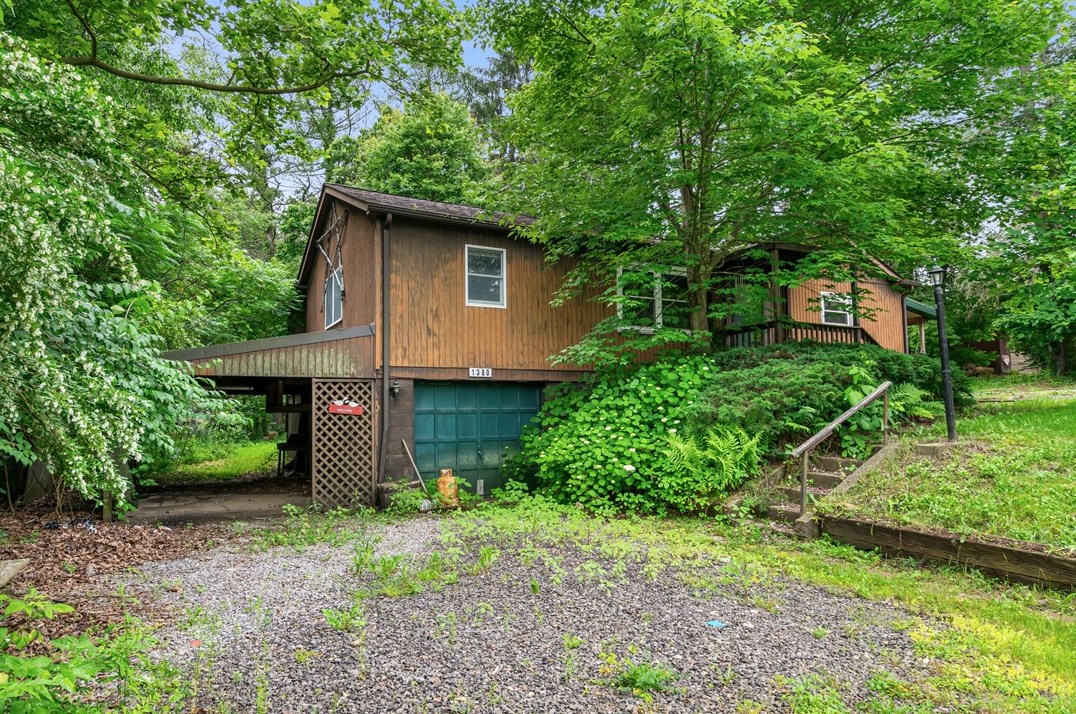 1380 Hooker Rd, Karns City, PA 16041