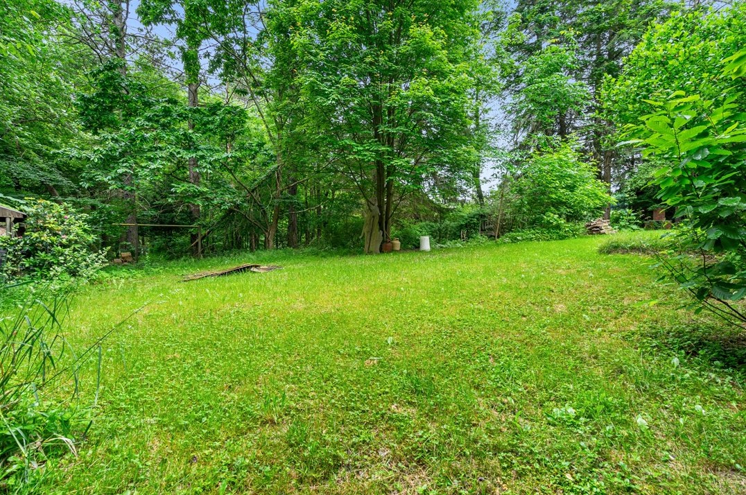 1380 Hooker Rd, Karns City PA  16041-1512 exterior