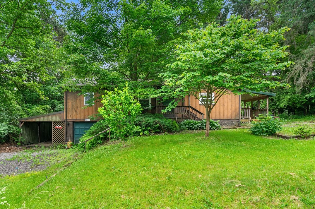 1380 Hooker Rd, Karns City PA  16041-1512 exterior