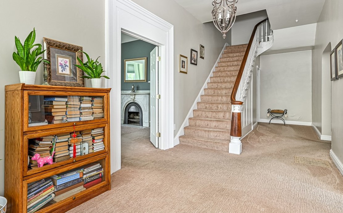 381 Friday Rd, Pittsburgh PA 15209-2111 exterior