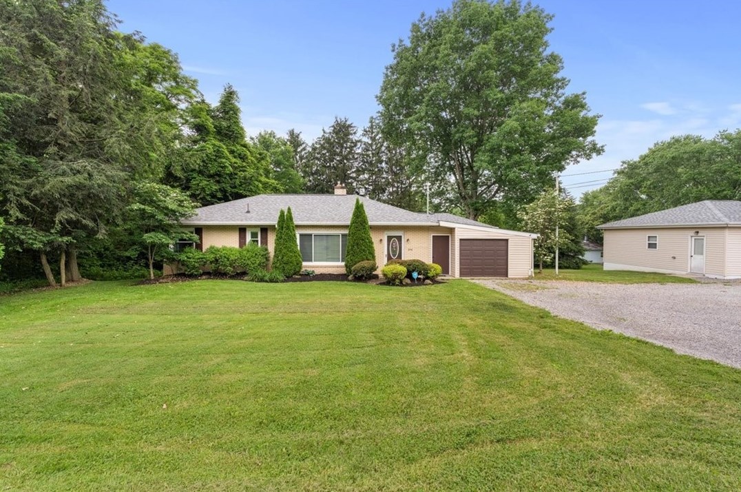 104 Ekastown Rd, Sarver, PA 16055-9601
