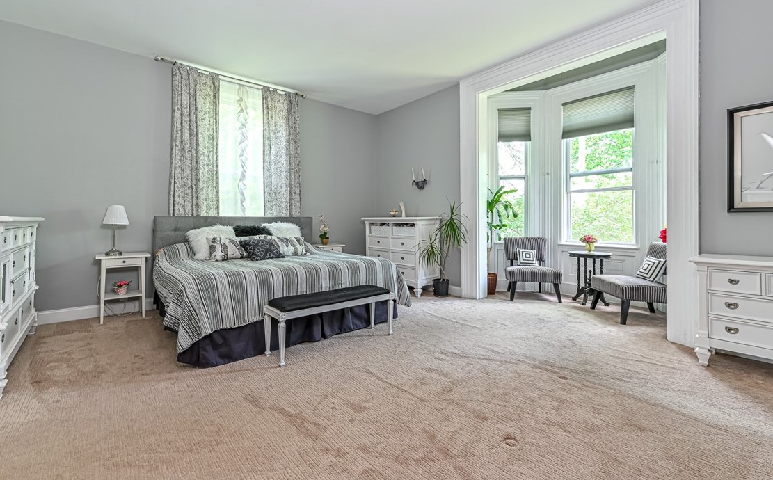 381 Friday Rd, Pittsburgh PA 15209-2111 exterior