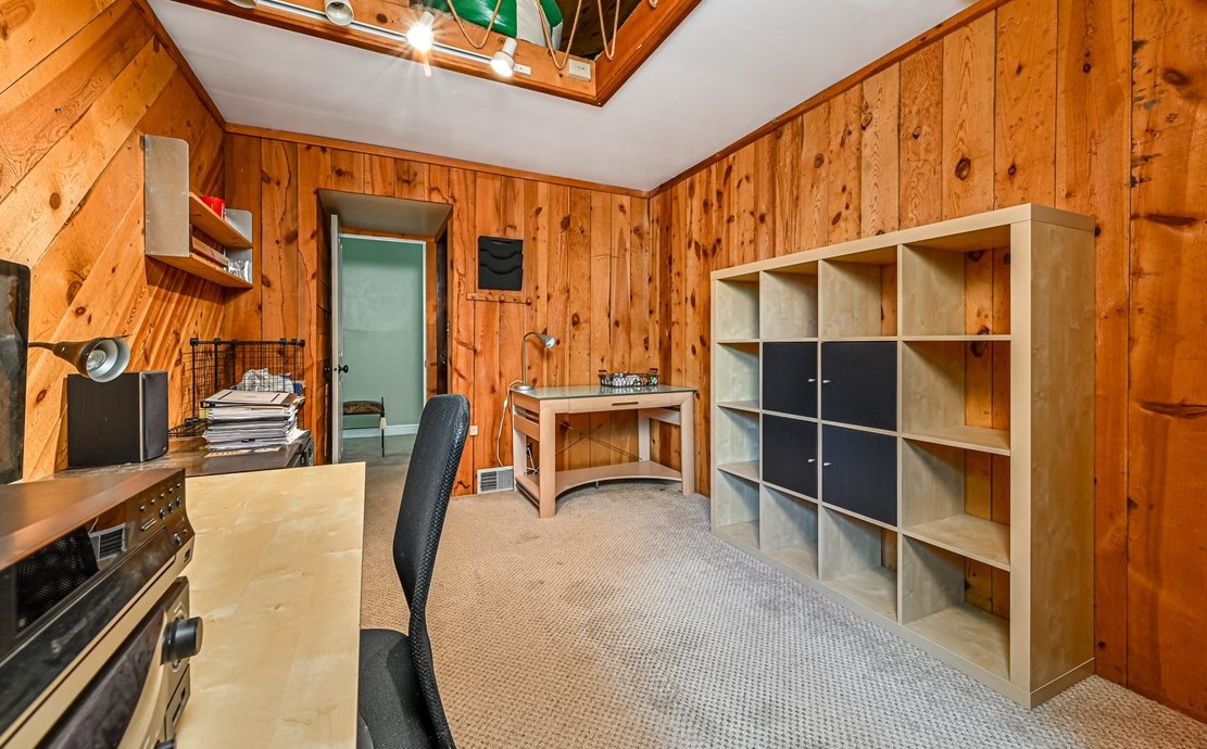 381 Friday Rd, Pittsburgh PA 15209-2111 exterior