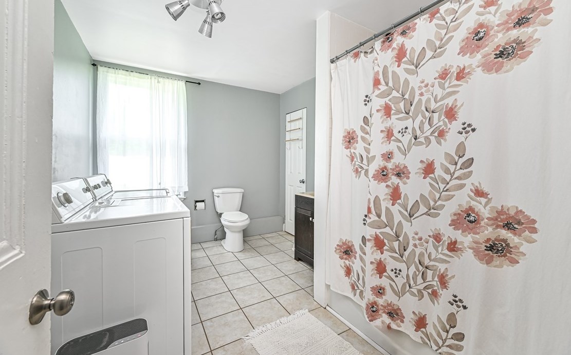 381 Friday Rd, Pittsburgh PA 15209-2111 exterior