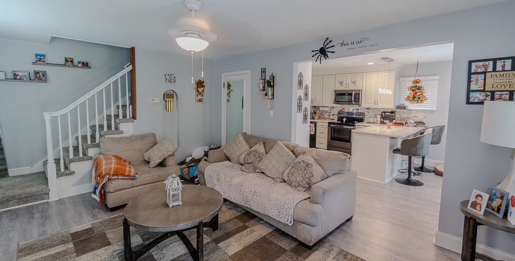 2506 Lytle Rd, Bethel Park, PA 15102-2706