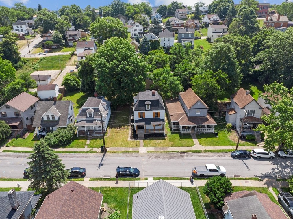 408 Burton Ave, Washington PA 15301-3304 exterior