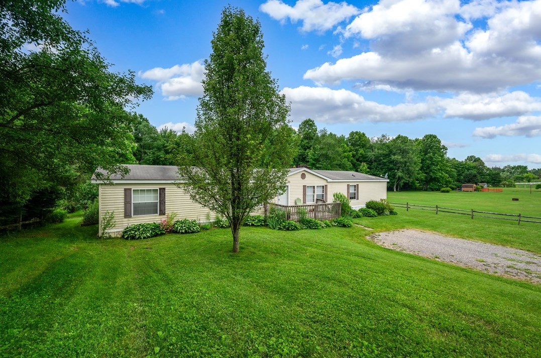 126 Miller Rd, Portersville, PA 16051-2010