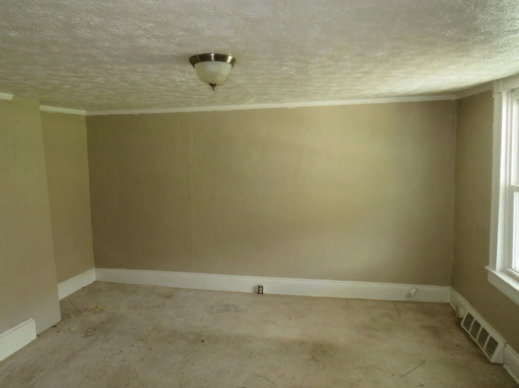 233 Lincoln St, Washington PA 15301-4048 exterior