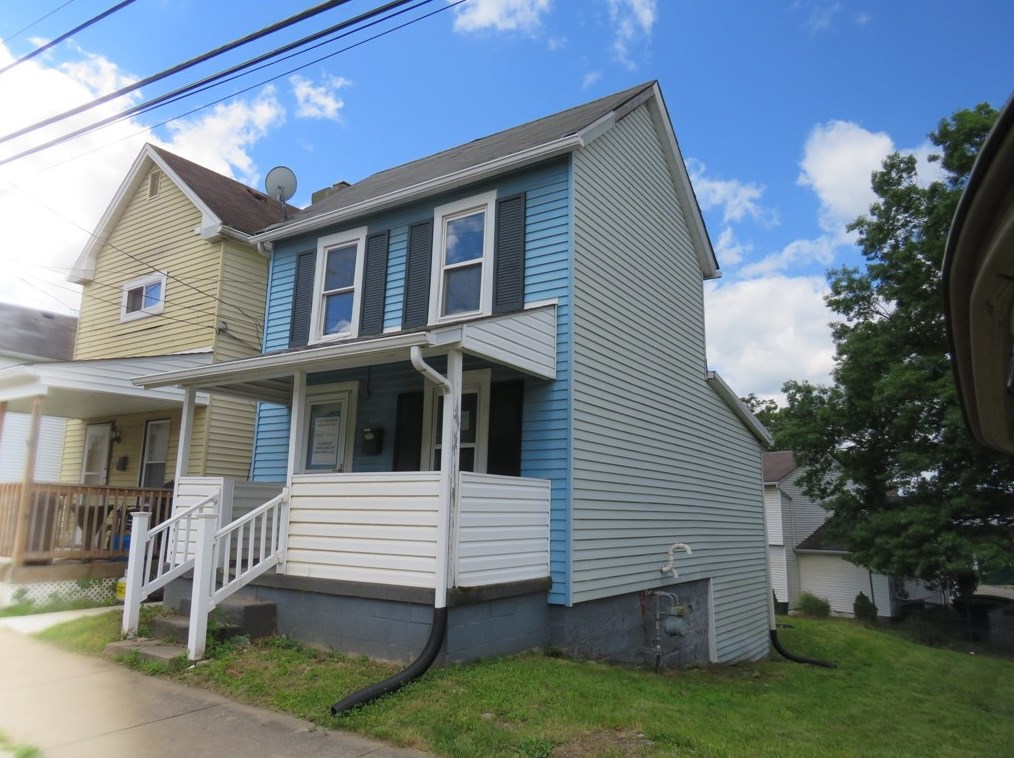 233 N Lincoln St, Washington, PA 15301