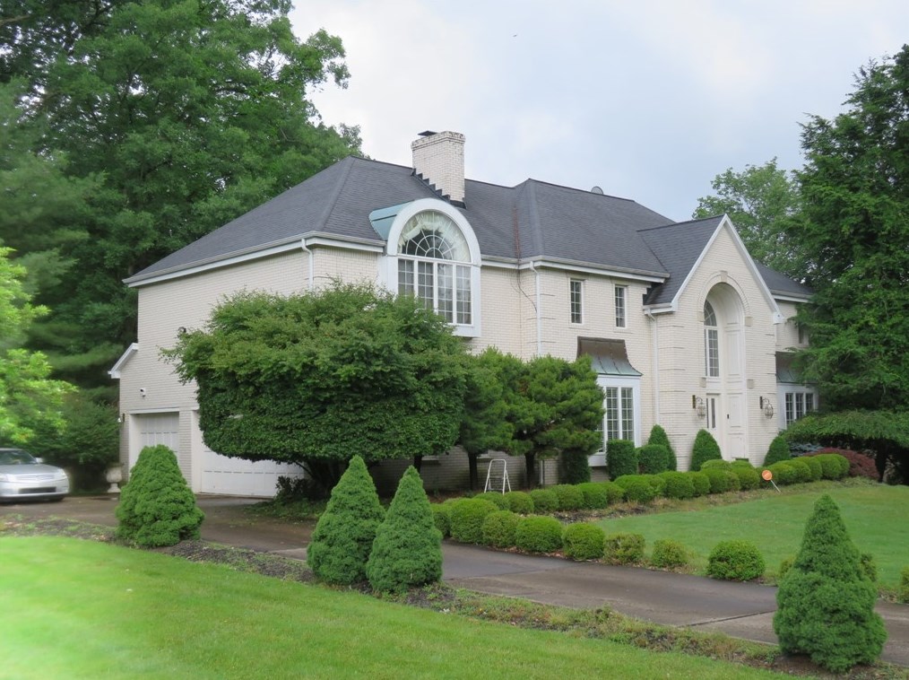 2154 Villa Dr, Gibsonia PA 15044-7473 exterior