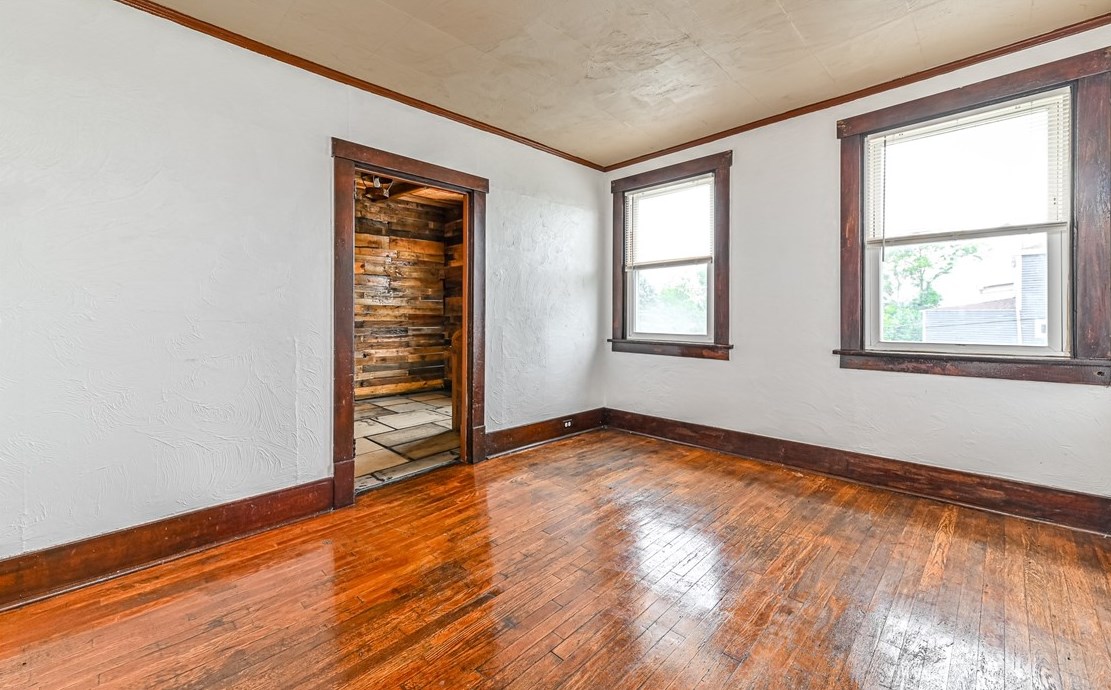 10 Amherst Ave, Pittsburgh PA 15229-1536 exterior