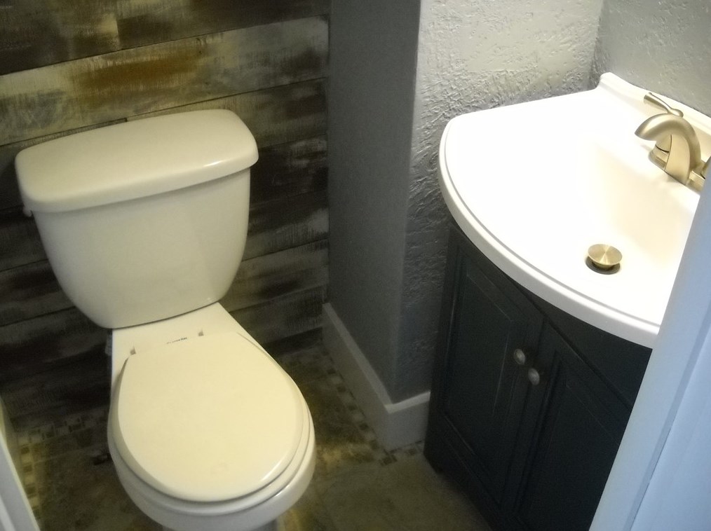 721 7 St, Monroeville PA 15140-1210 exterior