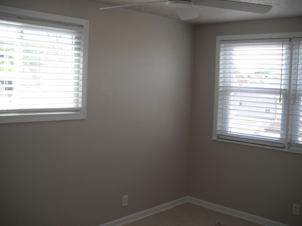 721 7 St, Monroeville PA 15140-1210 exterior