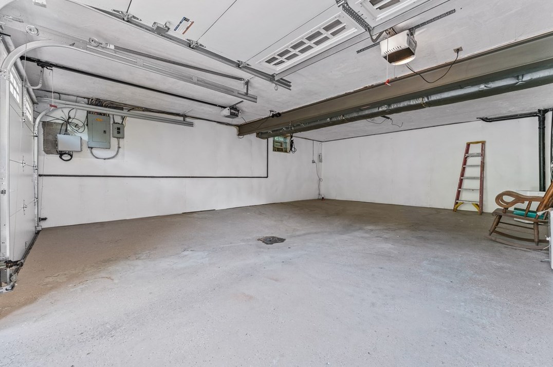 257 Sewickley Oakmont Rd, Pittsburgh PA 15237-1852 exterior