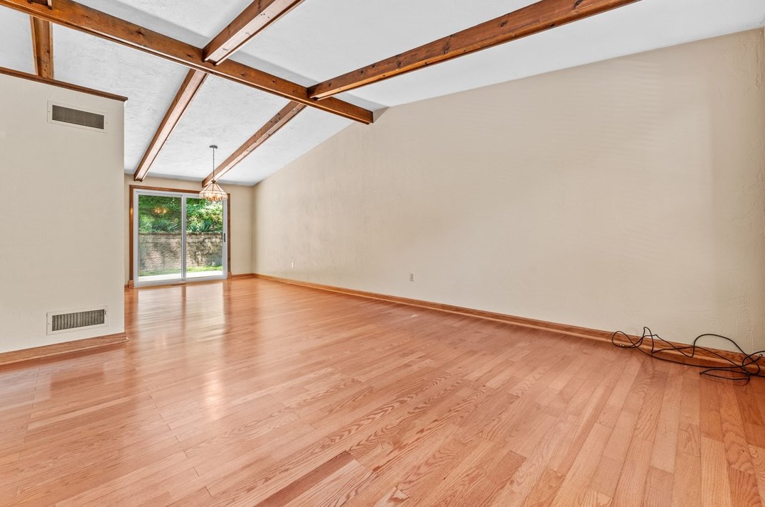 257 Sewickley Oakmont Rd, Pittsburgh PA 15237-1852 exterior