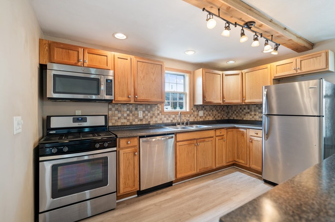 1002 Vine St, West Newton PA  15089-1445 exterior