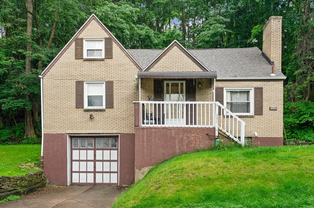1200 Point St, McKeesport, PA 15132