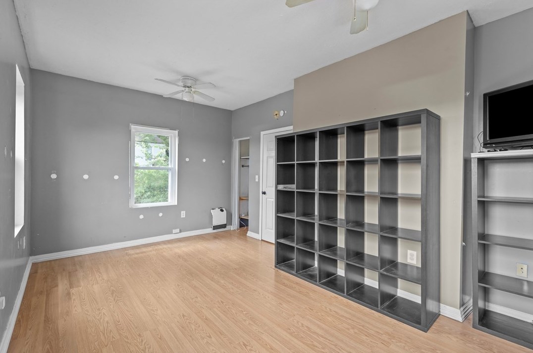 1606 Hiland Ave, Moon Twp PA 15108-2120 exterior