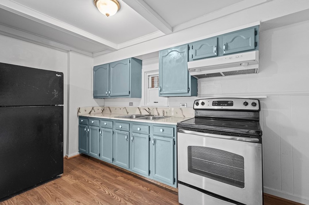 5014 Orinoco St, Pittsburgh PA 15207-1646 exterior