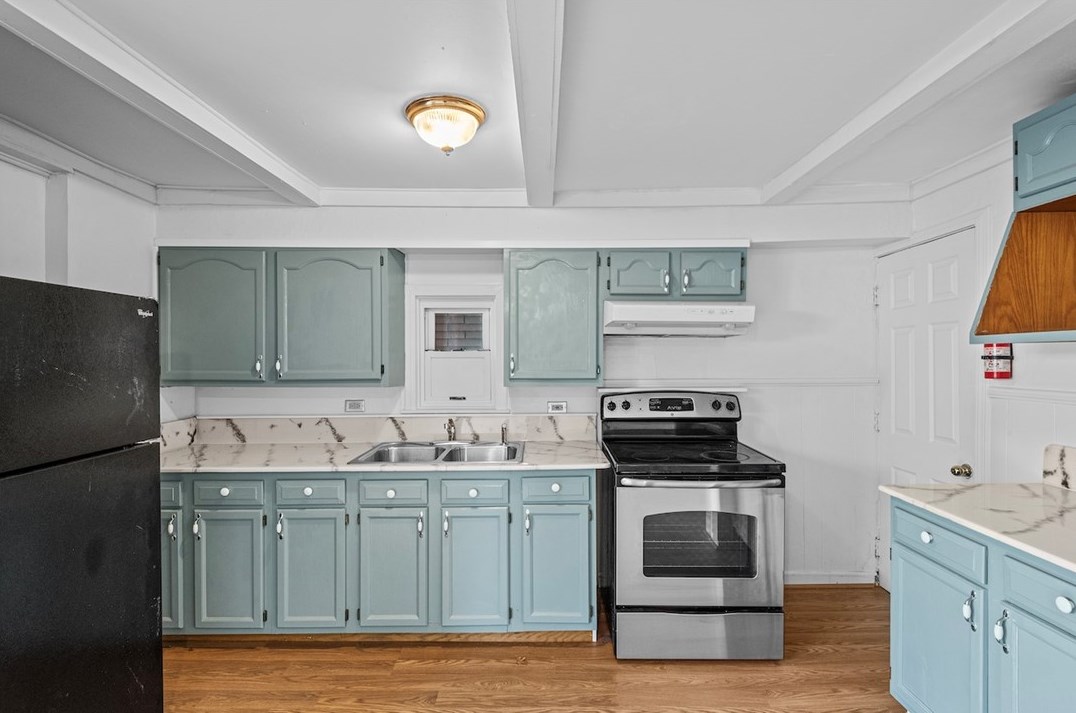 5014 Orinoco St, Pittsburgh PA 15207-1646 exterior