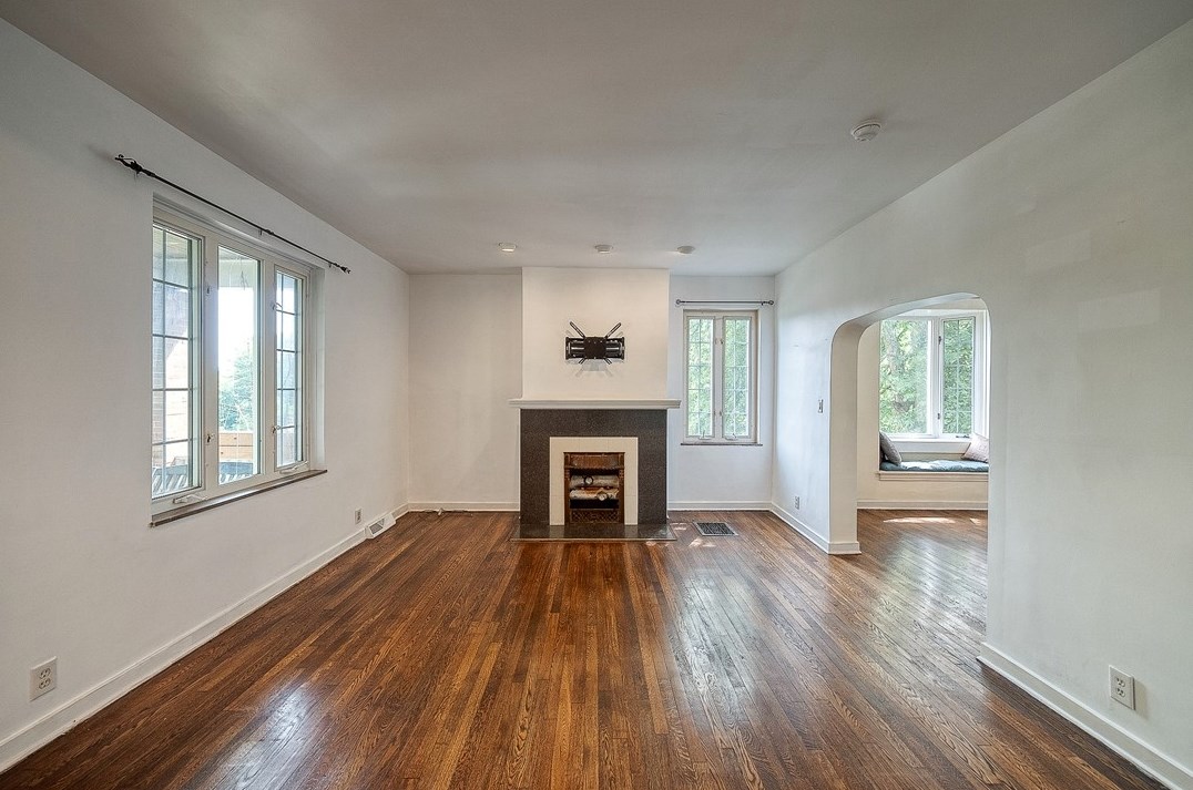 7222 Whipple St, Pittsburgh PA 15218-2053 exterior