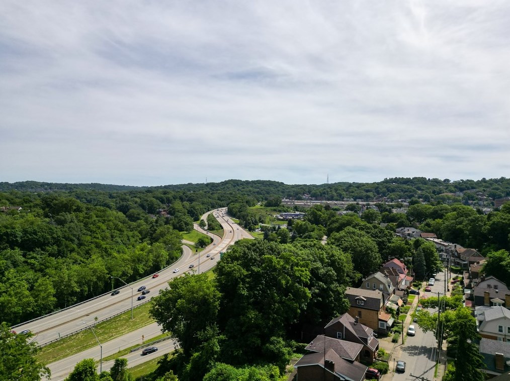 7222 Whipple St, Pittsburgh PA 15218-2053 exterior