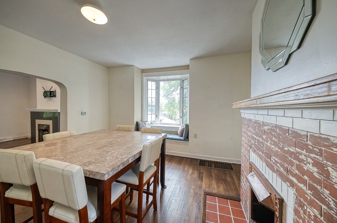 7222 Whipple St, Pittsburgh PA 15218-2053 exterior