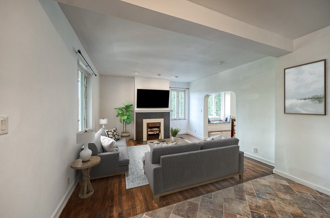 7222 Whipple St, Pittsburgh PA 15218-2053 exterior